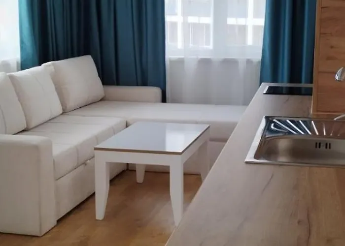 Aria Complex アパートホテル 3*